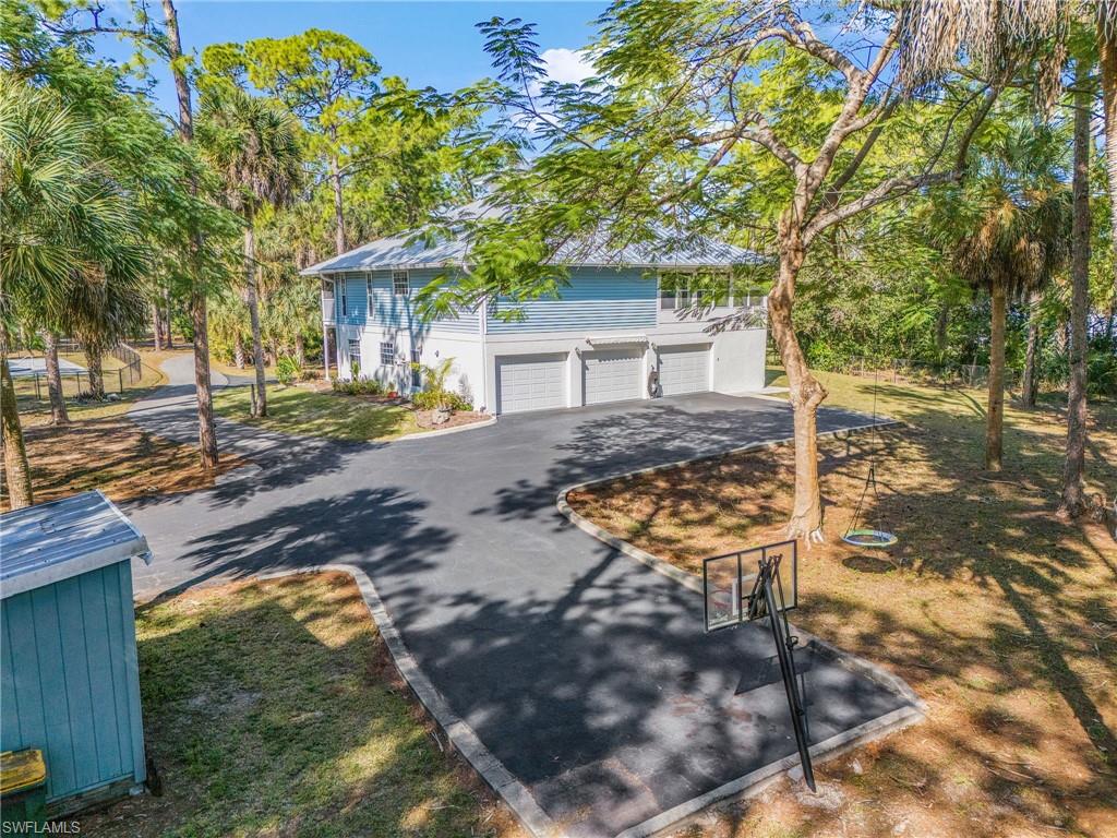 GOLDEN GATE ESTATES - Residential