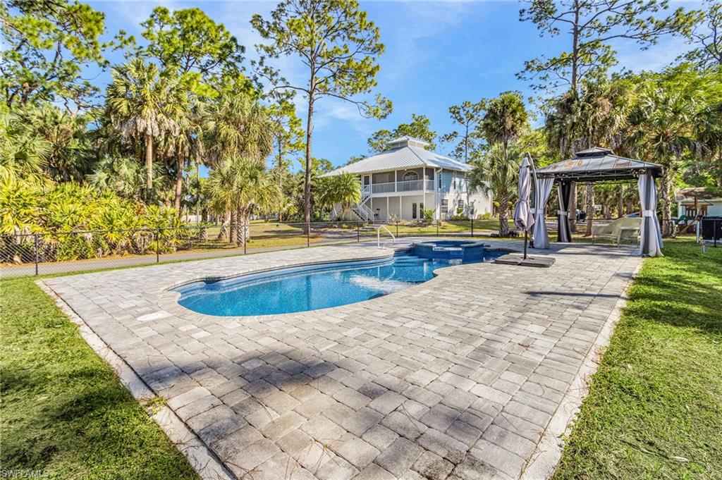 GOLDEN GATE ESTATES - Residential