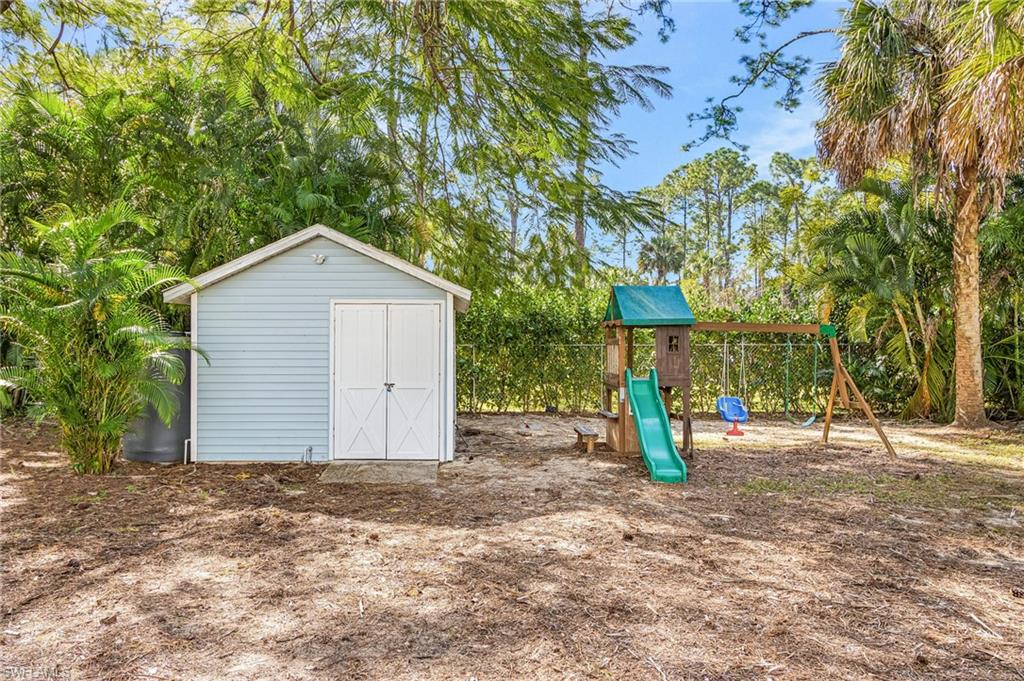 GOLDEN GATE ESTATES - Residential