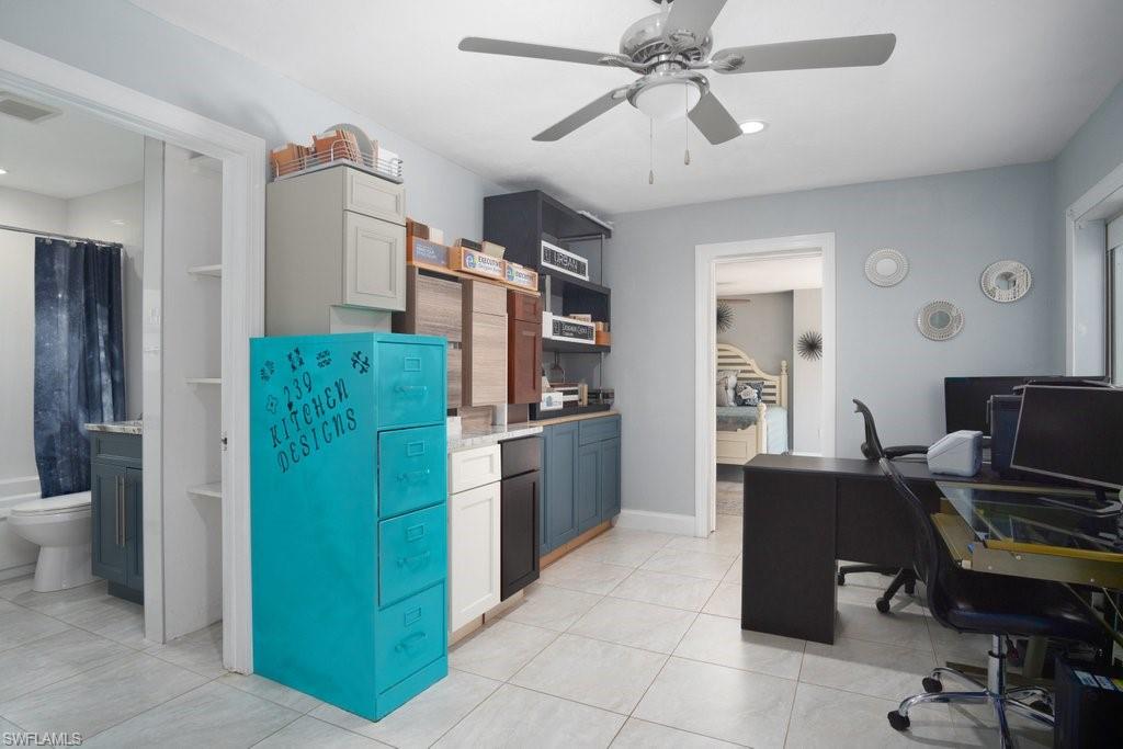 WILLOUGHBY ACRES - Residential