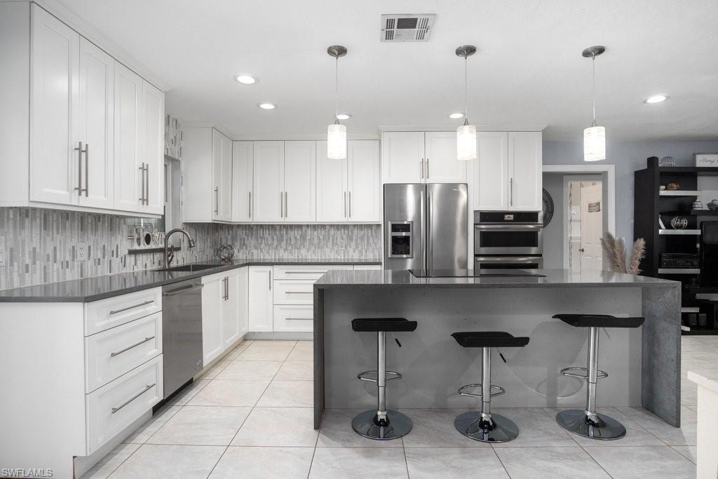 WILLOUGHBY ACRES - Residential