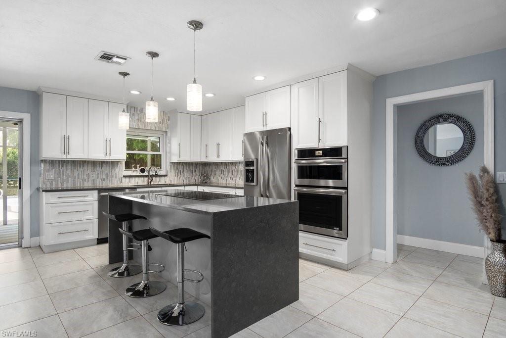 WILLOUGHBY ACRES - Residential