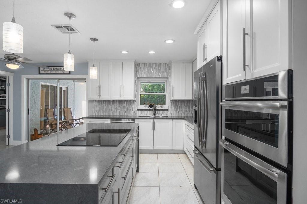 WILLOUGHBY ACRES - Residential