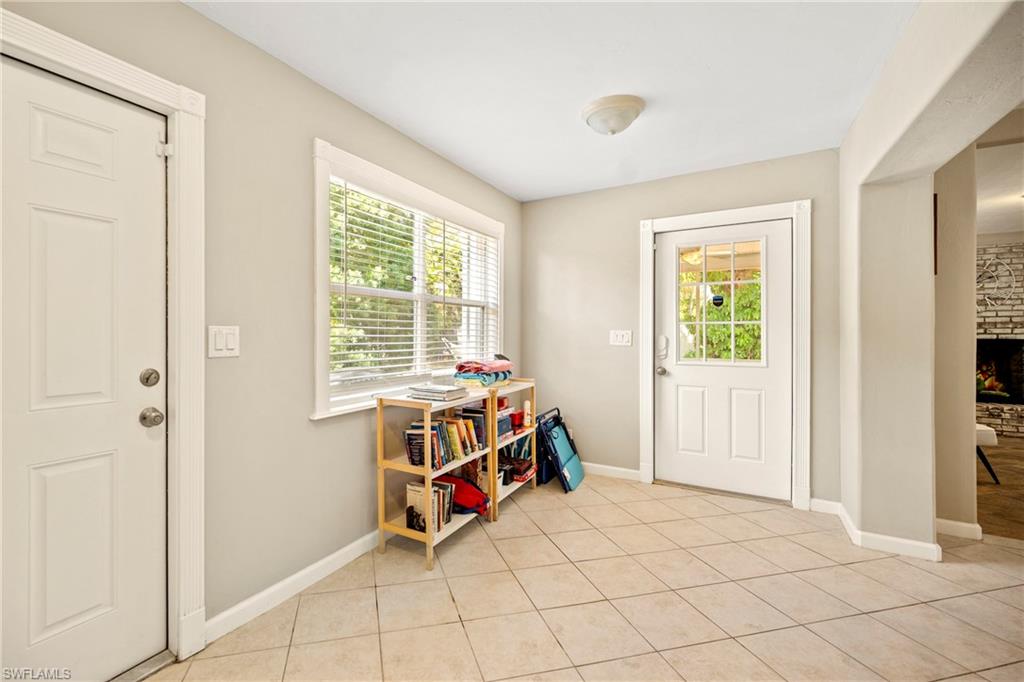 YACHT CLUB - Residential