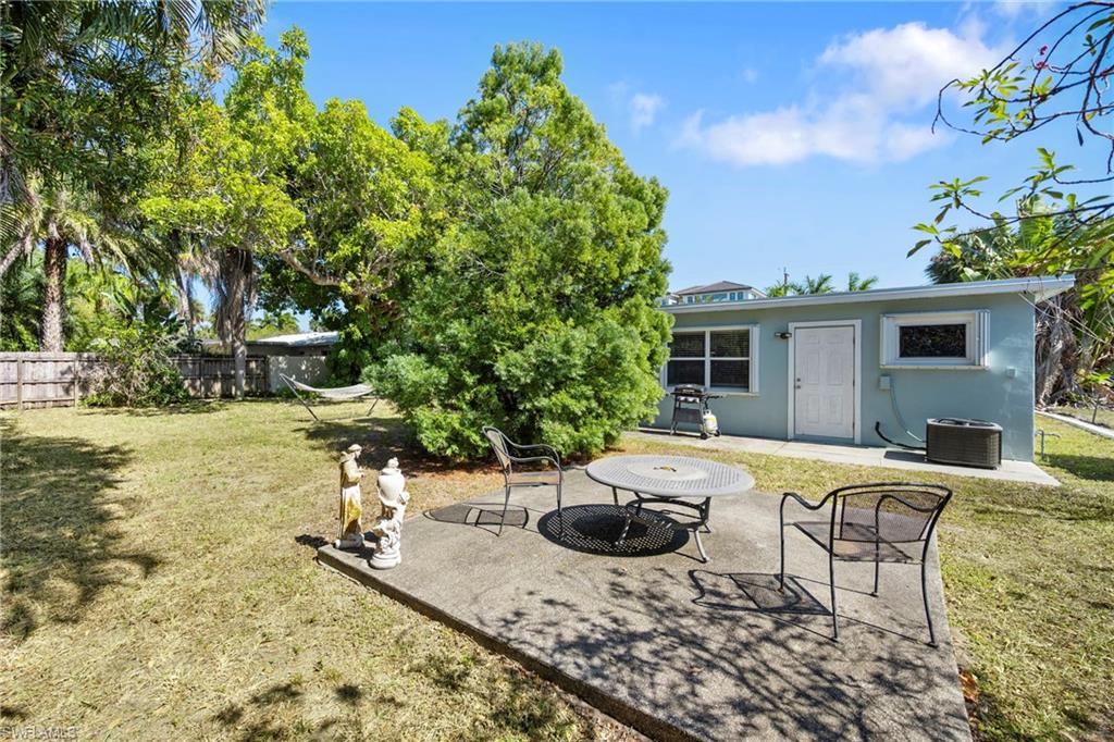 YACHT CLUB - Residential