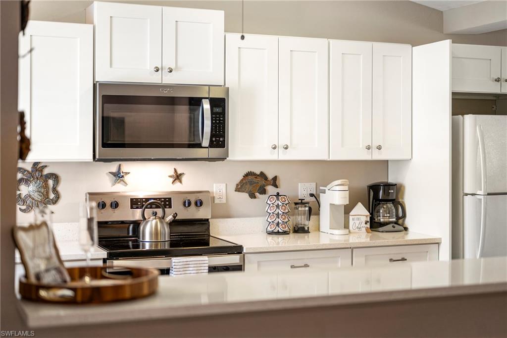 YACHT CLUB - Residential