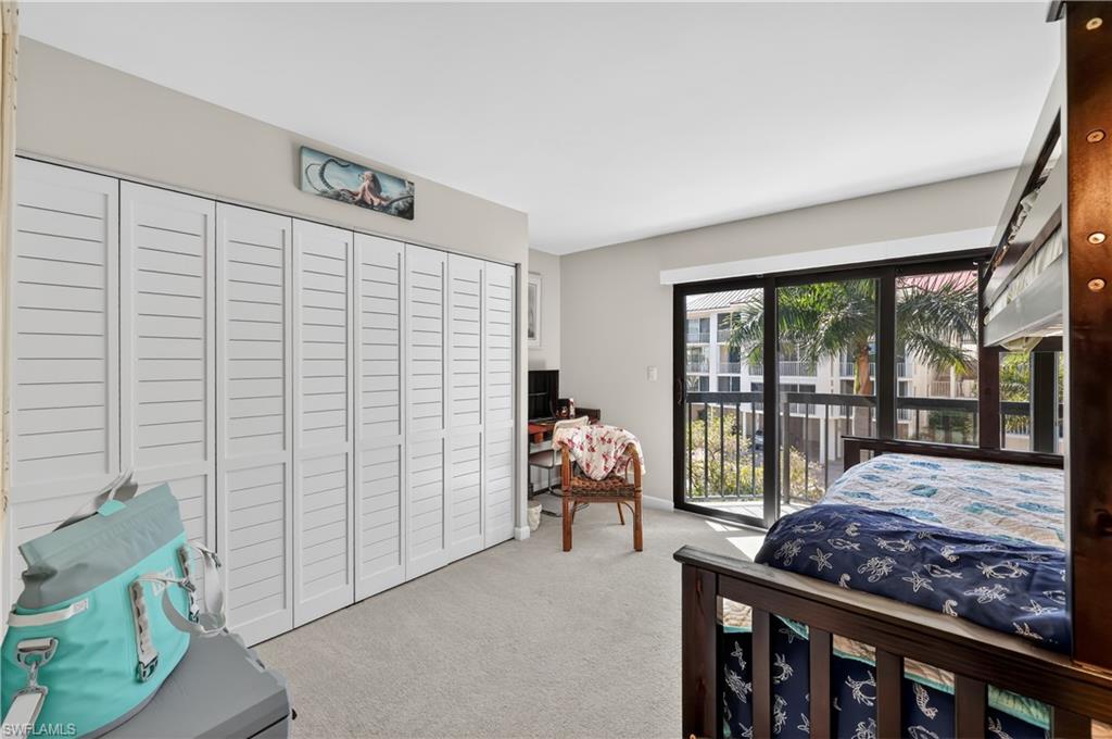 TROPICAL ISLE - Residential