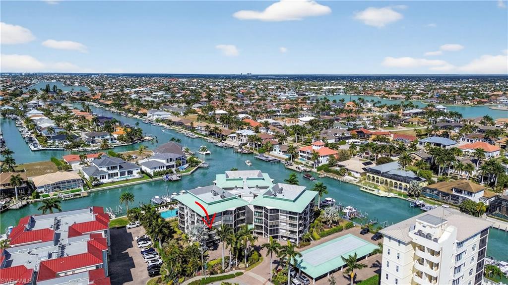 TROPICAL ISLE - Residential