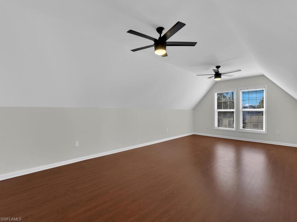 LEAWOOD LAKES - Residential