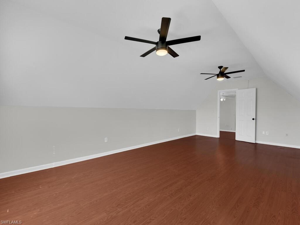 LEAWOOD LAKES - Residential