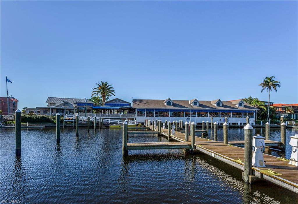 COURTSIDE LANDINGS - Residential