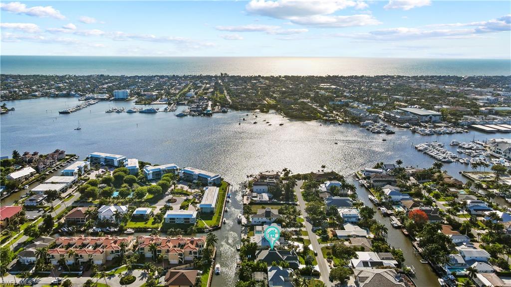 GOLDEN SHORES - Residential