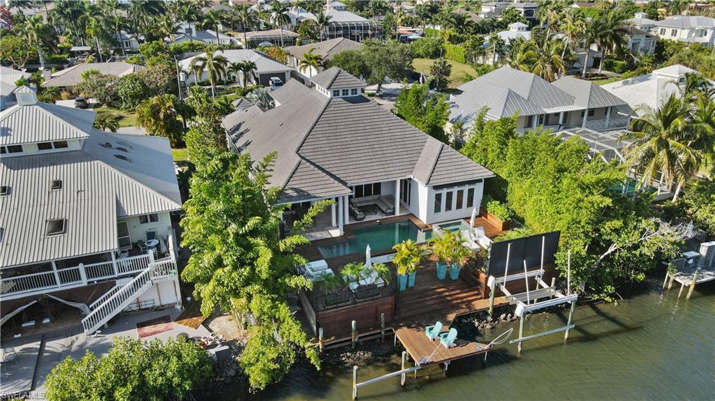 GOLDEN SHORES - Residential