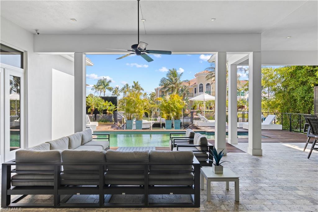 GOLDEN SHORES - Residential