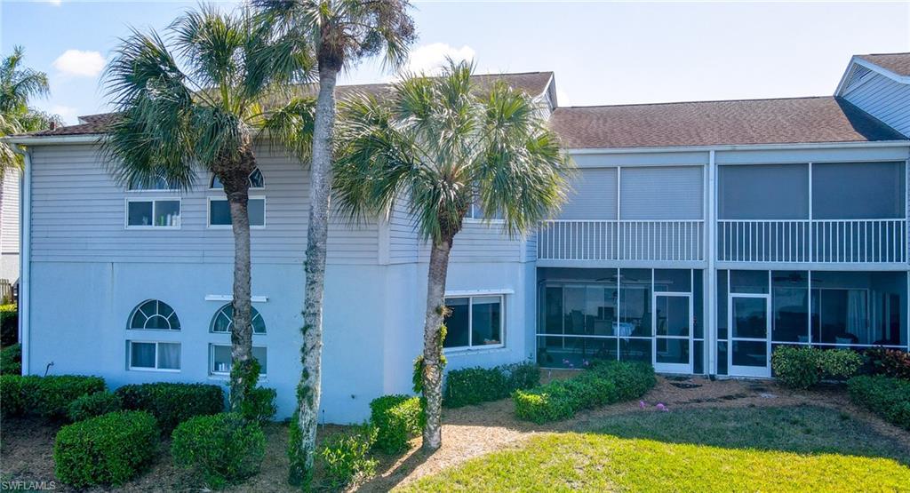 LAKESIDE CARRIAGE HOMES - Residential