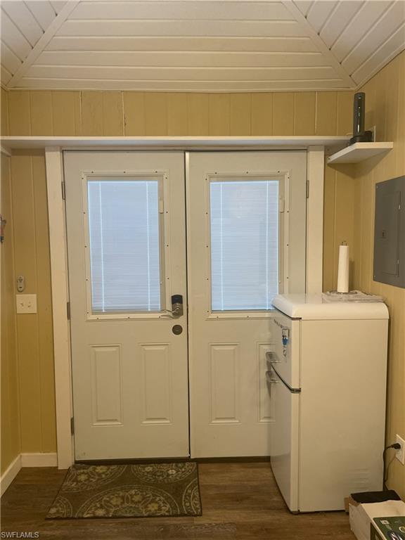 CYPRESS TRAIL RV RESORT - Land