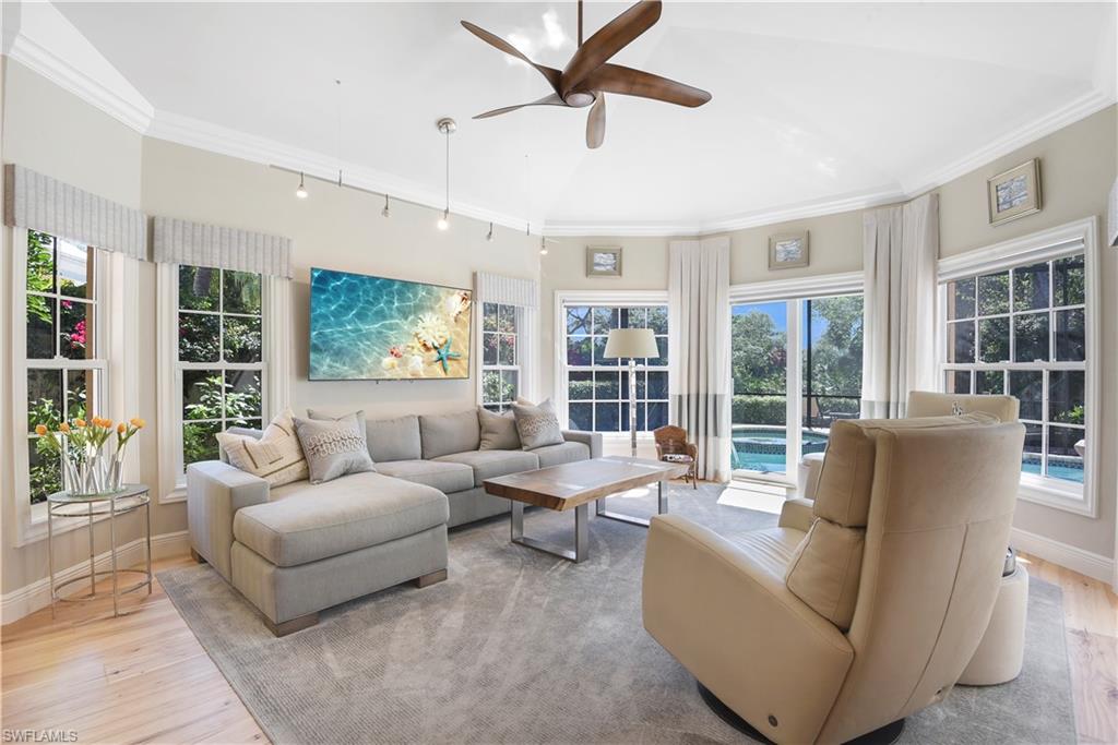 CARLTON PLACE - Residential