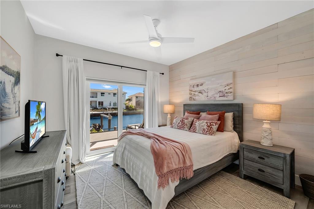 MARCO BEACH - Residential