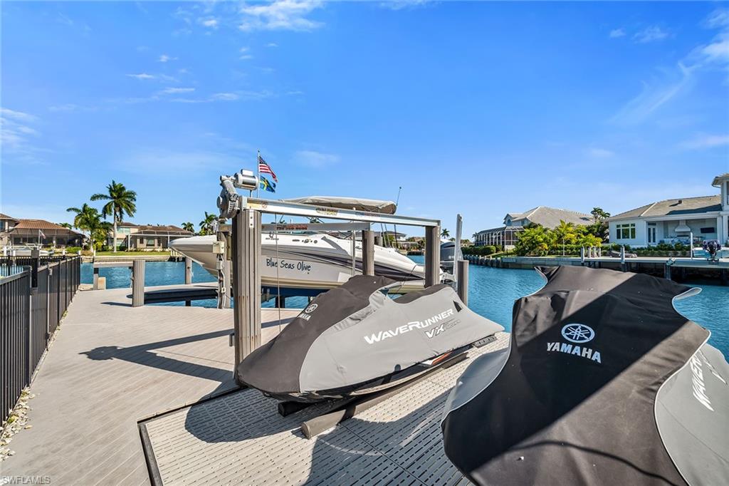 MARCO BEACH - Residential