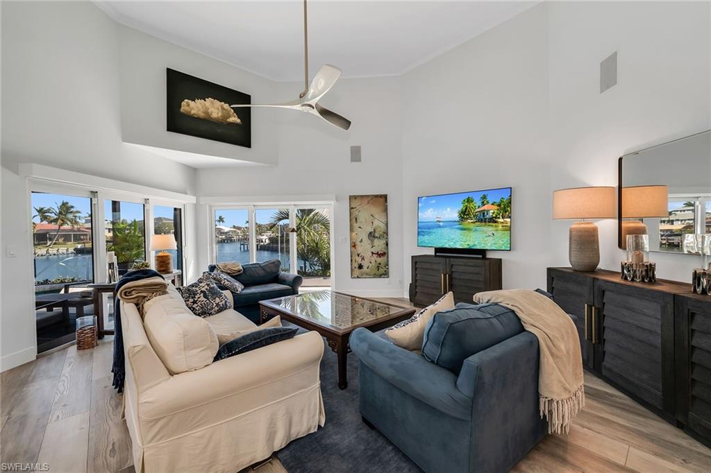 MARCO BEACH - Residential