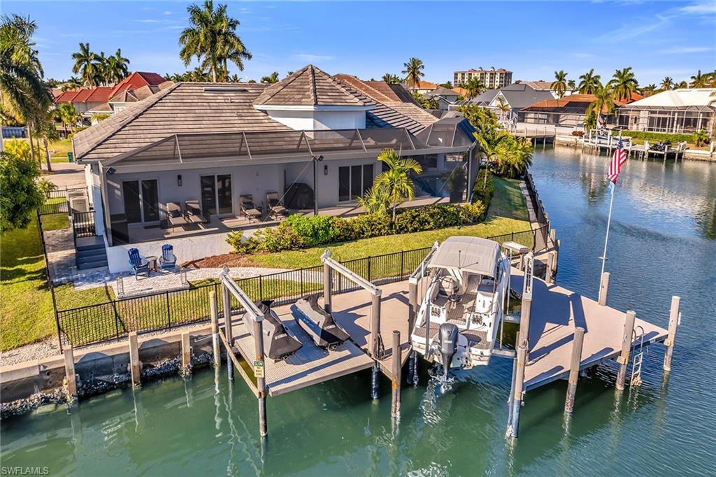 MARCO BEACH - Residential