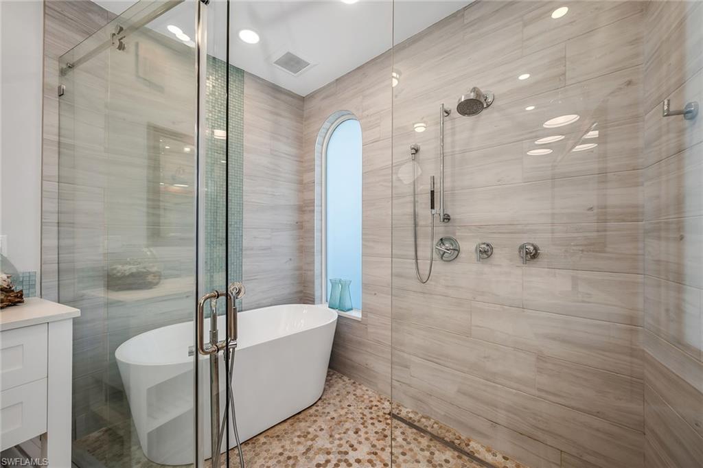 MARCO BEACH - Residential