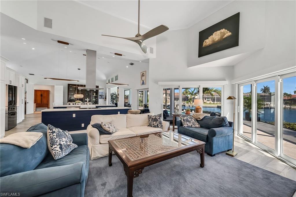 MARCO BEACH - Residential