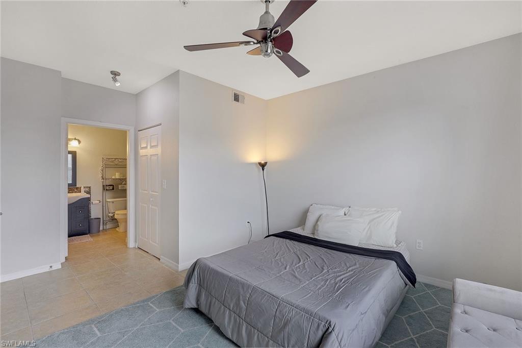 ROYAL GREENS - Residential