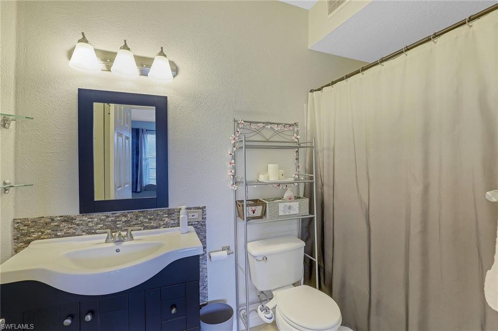 ROYAL GREENS - Residential