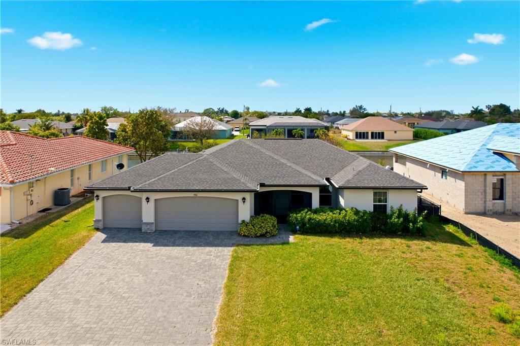 CAPE CORAL - Residential