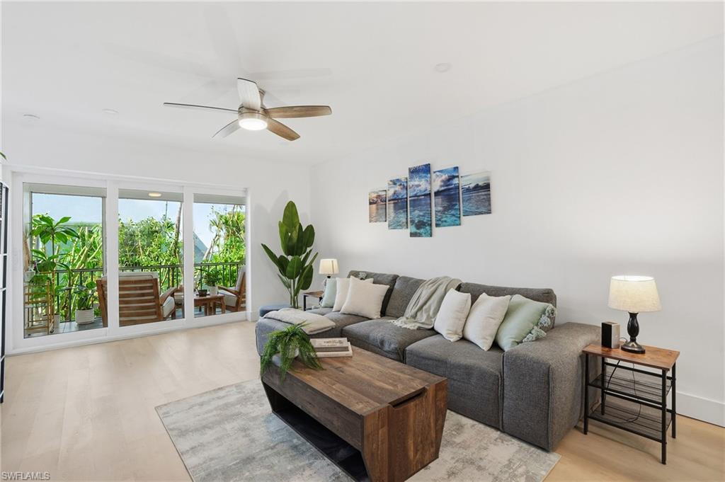 FOUR FOUNTAINS - Residential