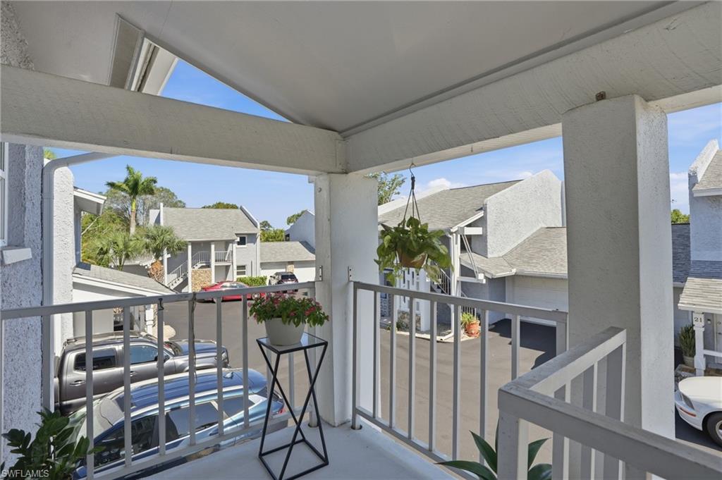 FOUR FOUNTAINS - Residential