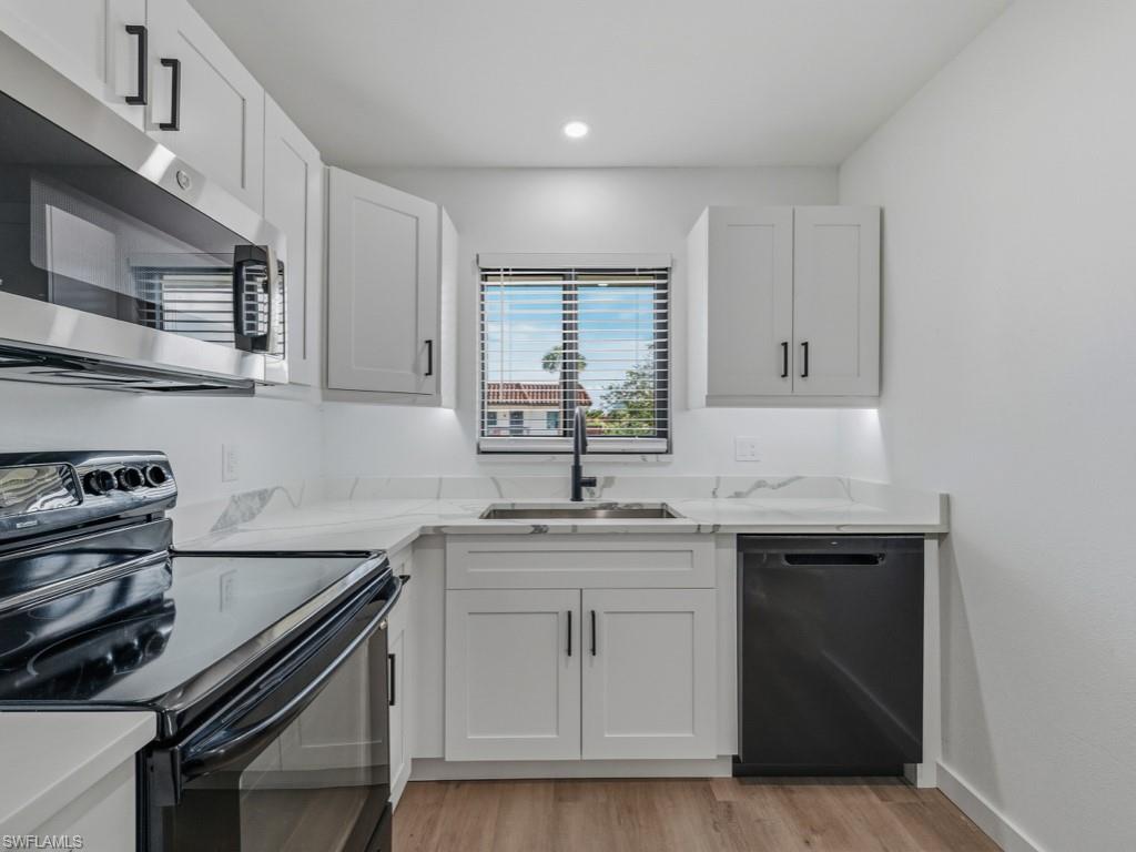 FAIRWAYS AT PAR FIVE - Residential