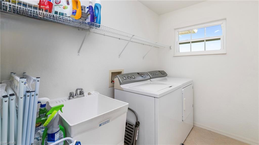 STONEYBROOK - Residential