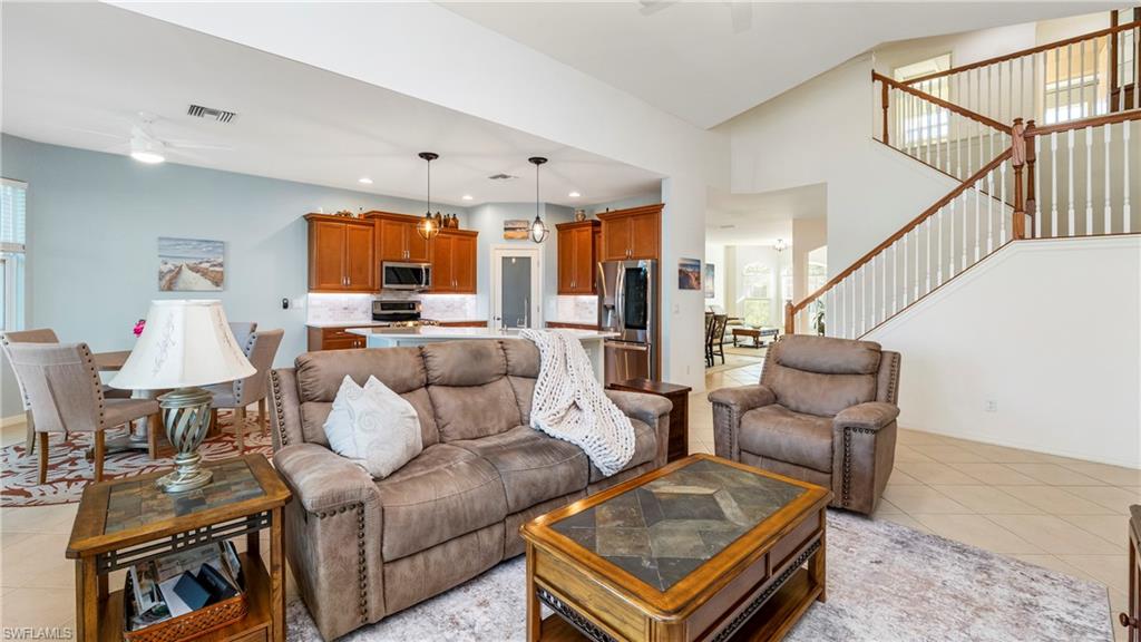 STONEYBROOK - Residential