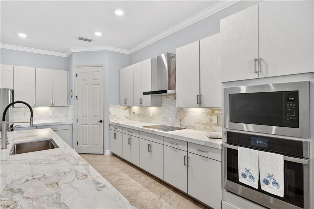 BONITA NATIONAL GOLF AND COUNTRY CLUB - Residential