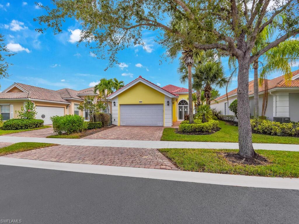 VILLAGE WALK OF BONITA SPRINGS - Residential