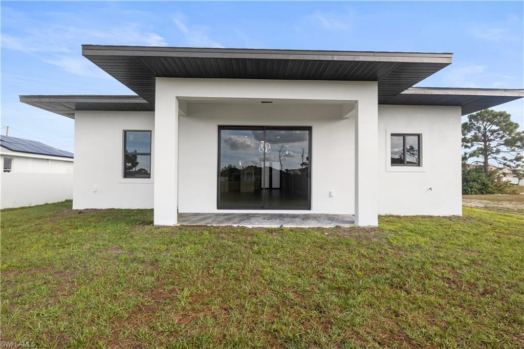 CAPE CORAL - Residential