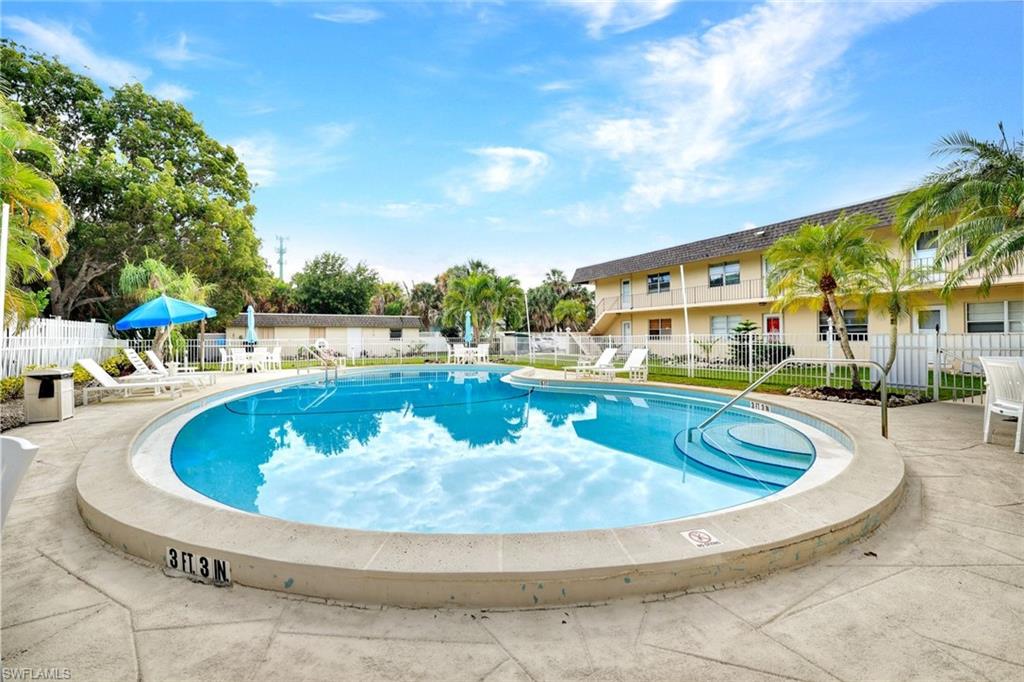 MARCO ISLAND - Residential