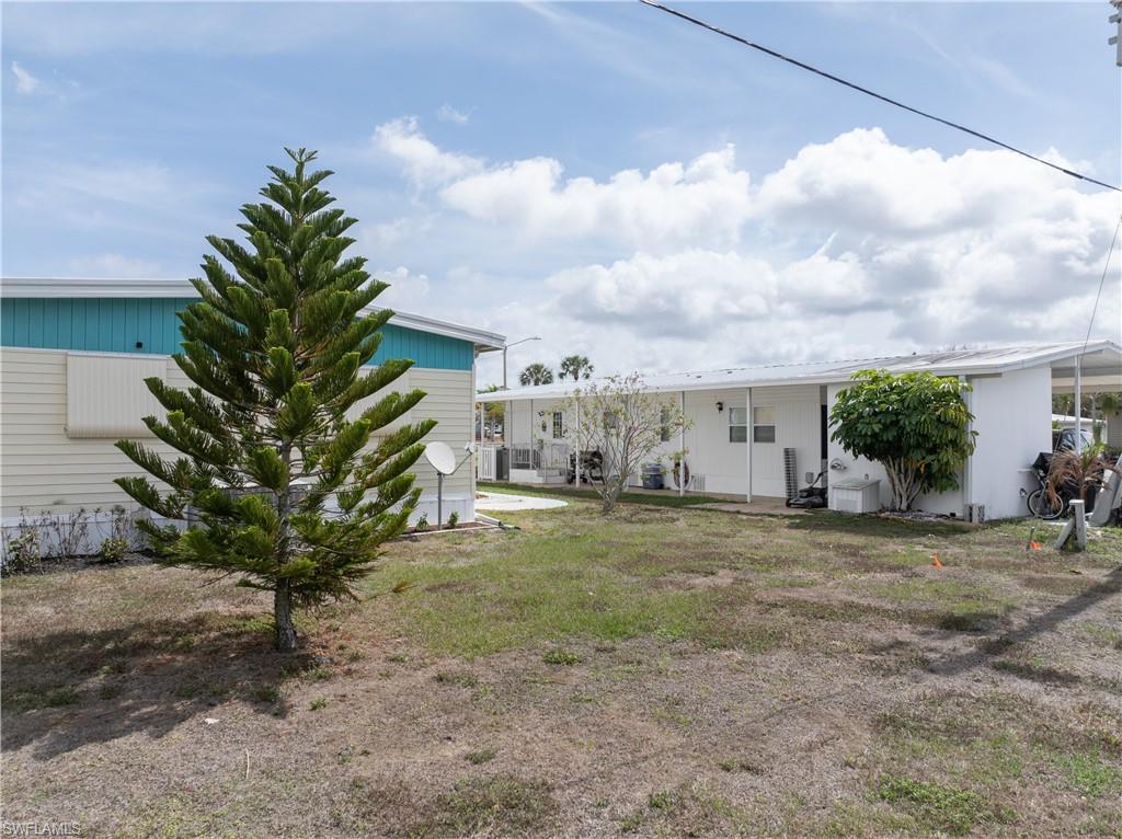 CARRIAGE VILLAGE - Residential