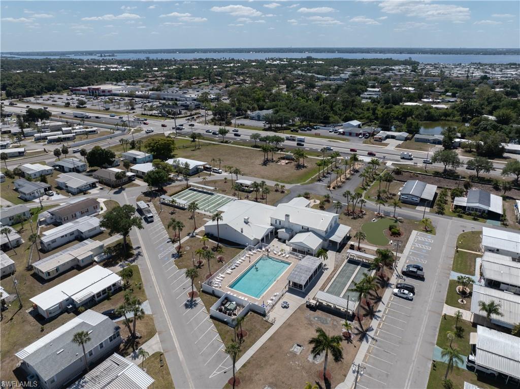 CARRIAGE VILLAGE - Residential