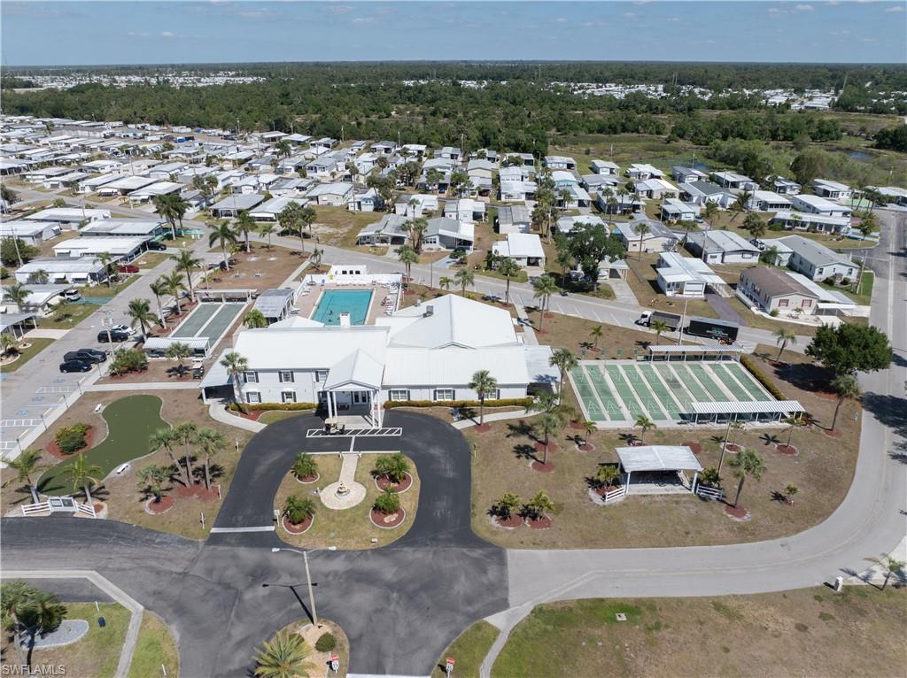 CARRIAGE VILLAGE - Residential