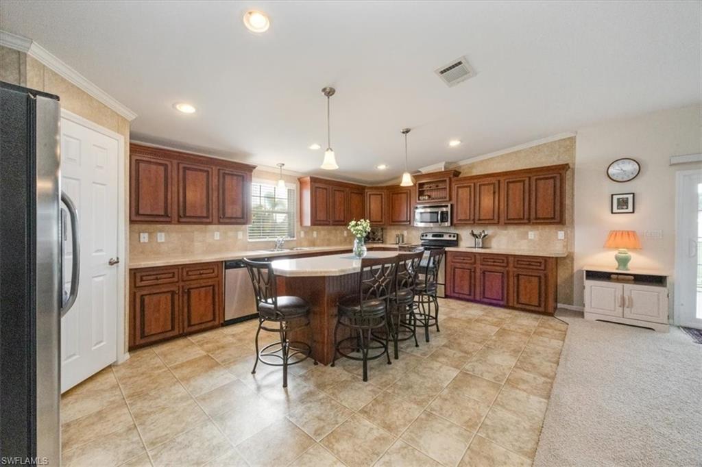 27268 Bourbonniere DR