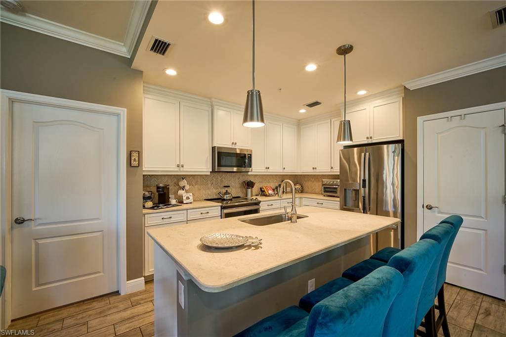 RICHMOND PARK - Residential