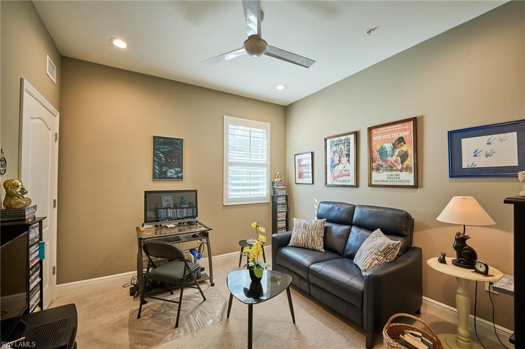 RICHMOND PARK - Residential