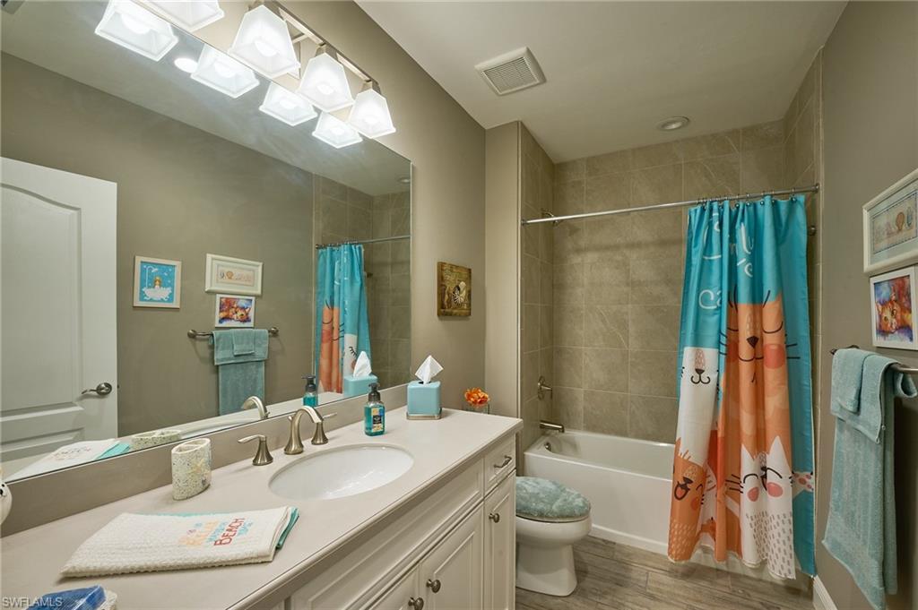 RICHMOND PARK - Residential