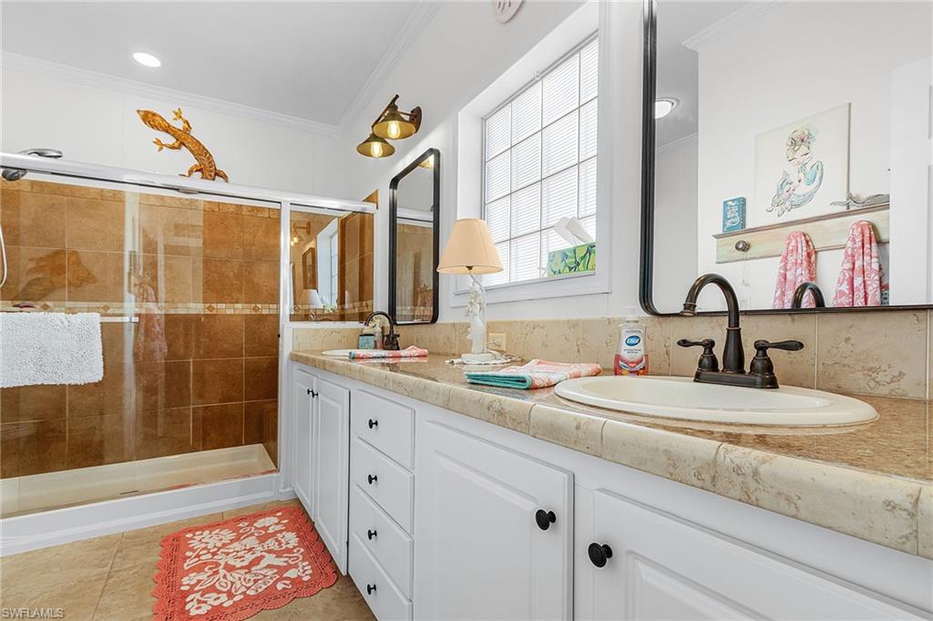 FLAMINGO BAY - Residential