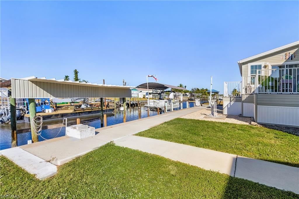 FLAMINGO BAY - Residential