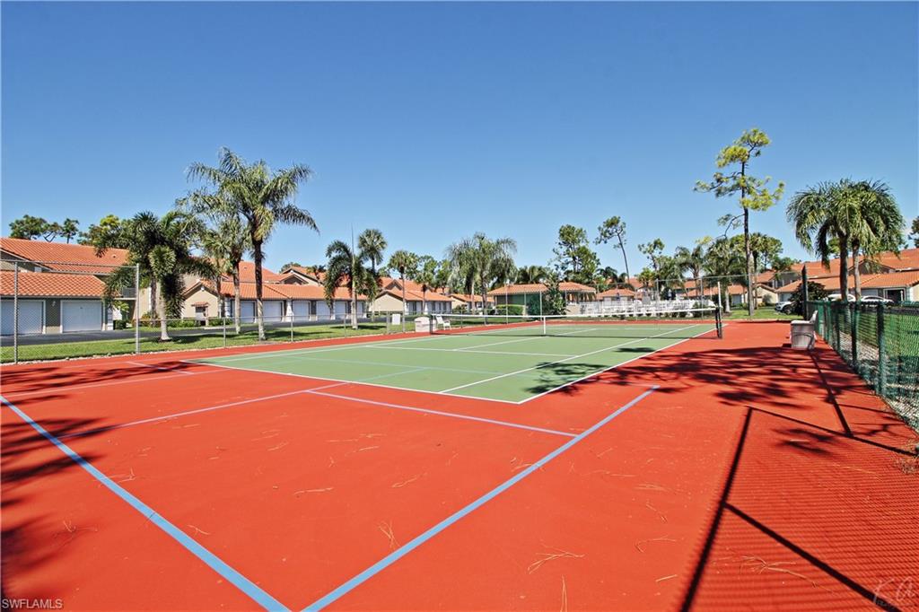 COBBLESTONE COURT - Residential