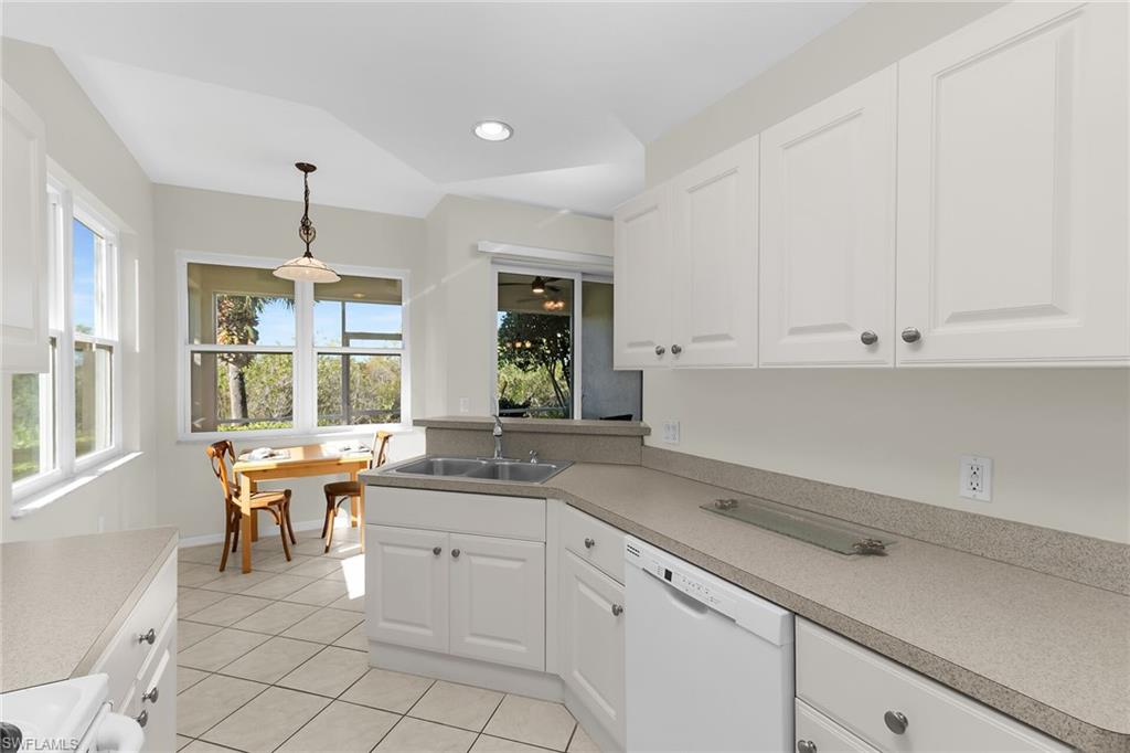 HAWK'S NEST - Residential